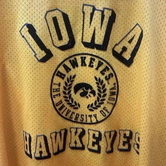 Pink with fifth and ocean clothing, Hawkeye size extra small jersey shirt - Picture 2 of 6